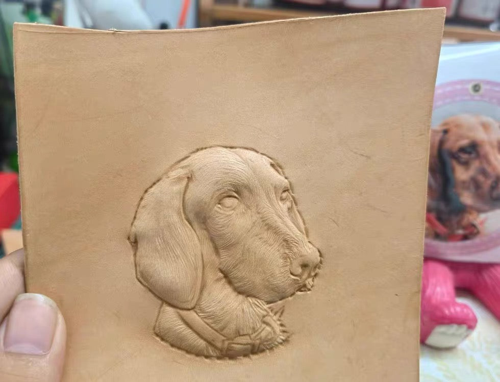 Custom Dog Leather Keychain - Handcrafted Pet Pendant

